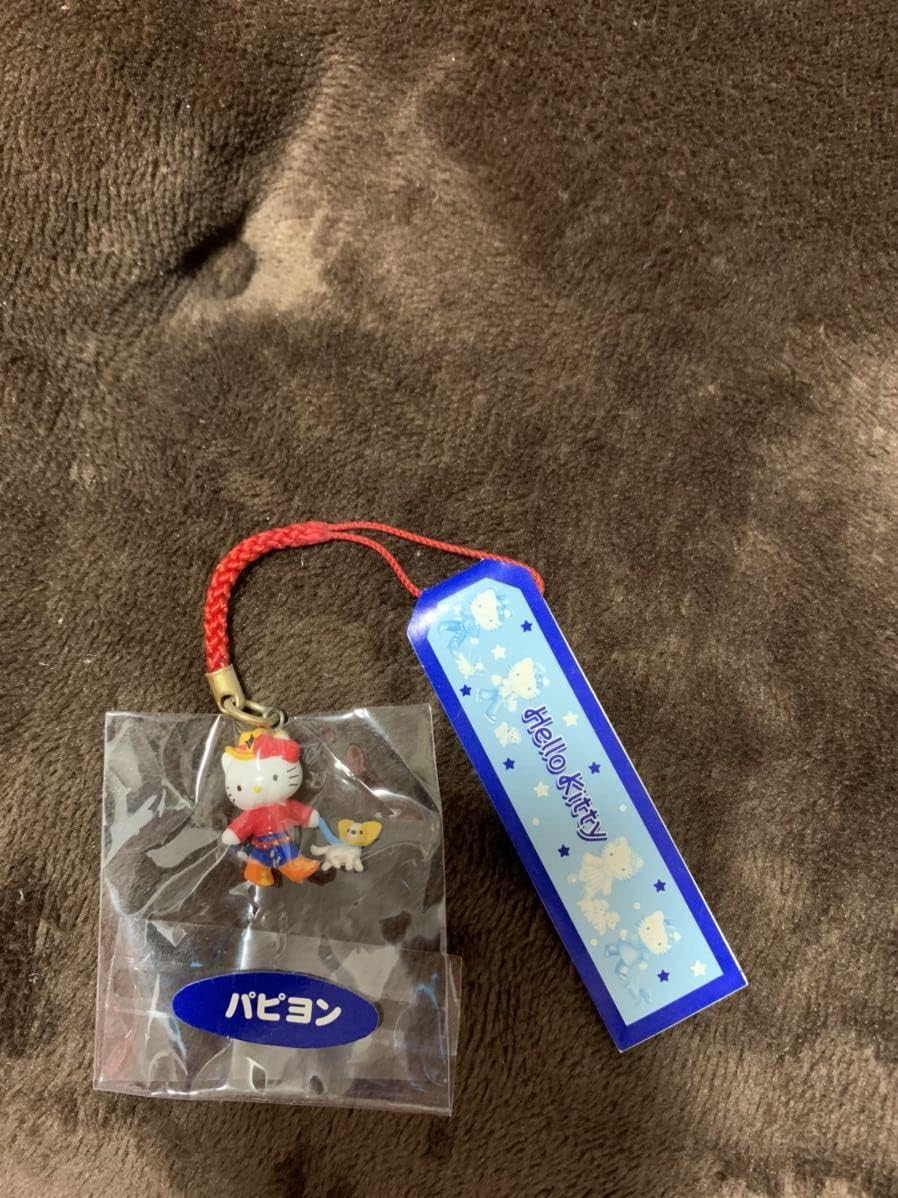 キティお散歩犬根付け パピヨン ハローキティ パピヨン 子犬の散歩